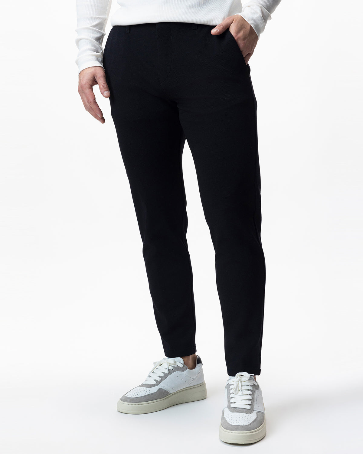 IOS CHINO - BLACK